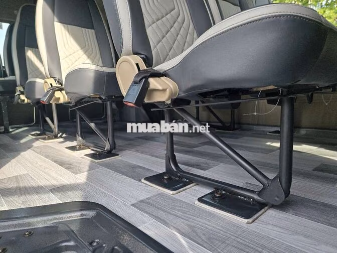 TRANSIT LUXURY 2018 CAM MÁY RIN BẢO HÀNH 1 NĂM
