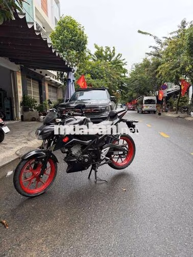 Suzuki GSX S150 Đen