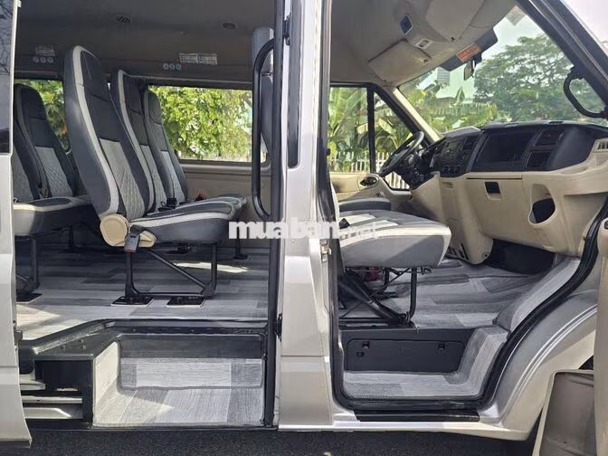 TRANSIT LUXURY 2018 CAM MÁY RIN BẢO HÀNH 1 NĂM