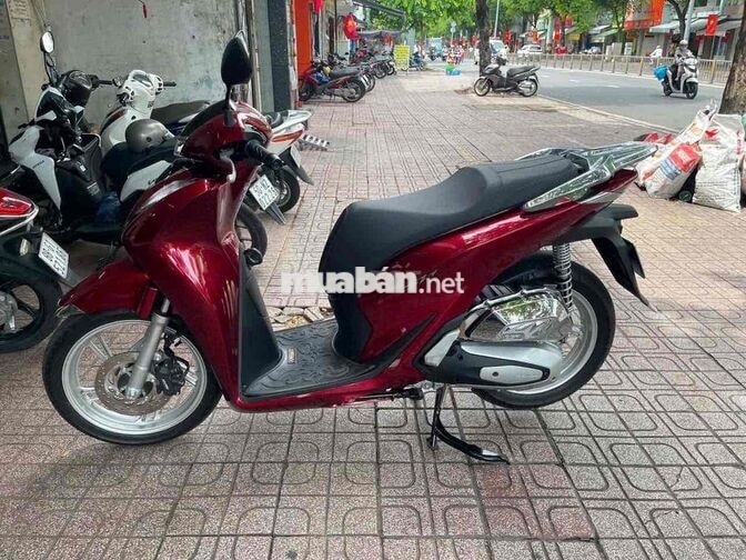 SH 125 CBS 2025 Đỏ Bạc Đen 600km bstp 9chủ