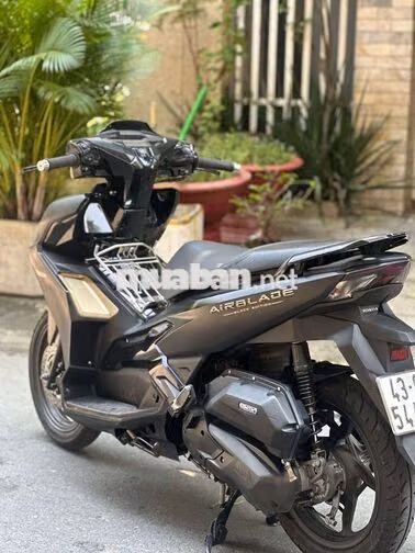 cần bán Honda Air Blade 4val Cao Cấp Đen Mù