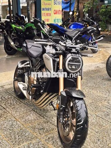Honda CB650R 21.000 km Đen zin 100% xe đẹp