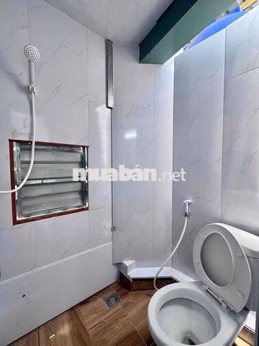 Cho Thuê Trọ Giá Rẻ!! 20m2 Thang Máy Hầm Xe_Giờ Tự Do Ngay Cầu Kiệt Q1