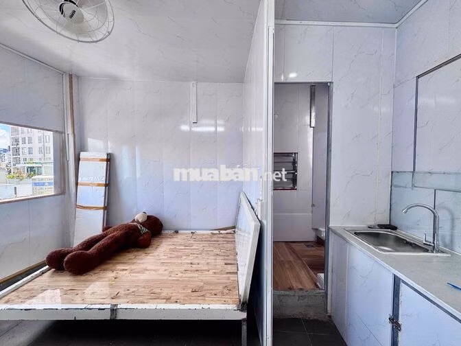 Cho Thuê Trọ Giá Rẻ!! 20m2 Thang Máy Hầm Xe_Giờ Tự Do Ngay Cầu Kiệt Q1