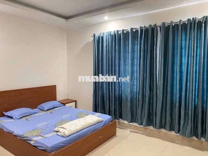 Nhà 4 tầng có thang máy 5x18 khu bên sông GiGaMall