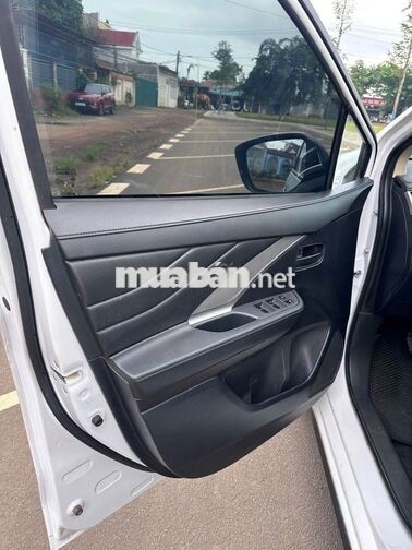 Mitsubishi Xpander 2023 Số sàn Trắng