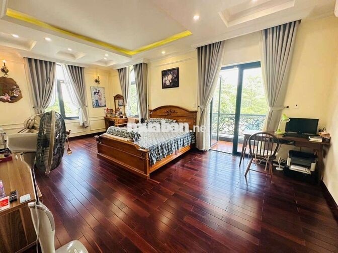 Biệt Thự 3 Tầng 510m2 Hiệp Bình Chánh Đi bộ 100M Tới Gigamall 50.x Tỷ