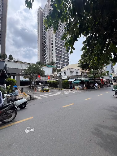✨ Bán nhà DT:8,8x25m góc 2 Mặt tiền 56 Quốc Hương, P.Thảo Điền