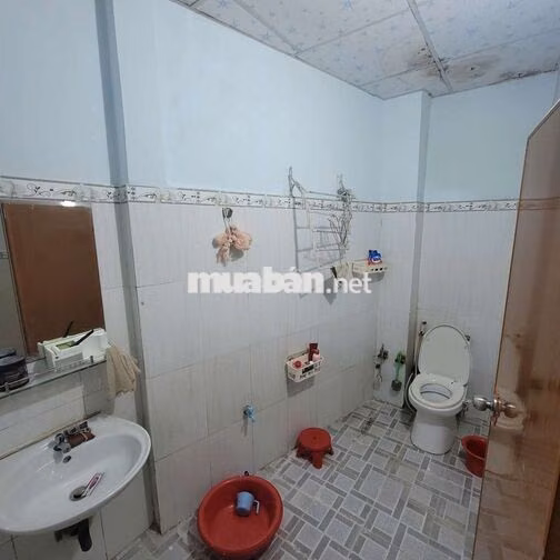Cho thuê nhà nguyên căn Tân Thới Nhất 1 Q12, 4x15m, 2PN, 7tr/tháng