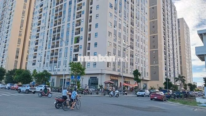 CHO THUÊ NHÀ CẤP 4 MT KINH DOANH VIEW TRỰC DIỆN TÒA CHUNG CƯ BẦU TRÀM