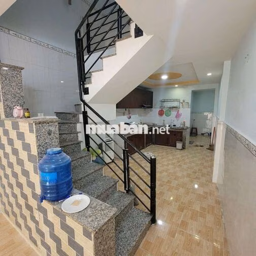 Cho thuê nhà nguyên căn Tân Thới Nhất 1 Q12, 4x15m, 2PN, 7tr/tháng