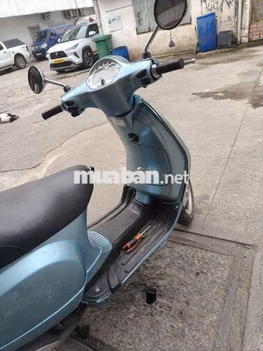 Piaggio Vespa Xanh