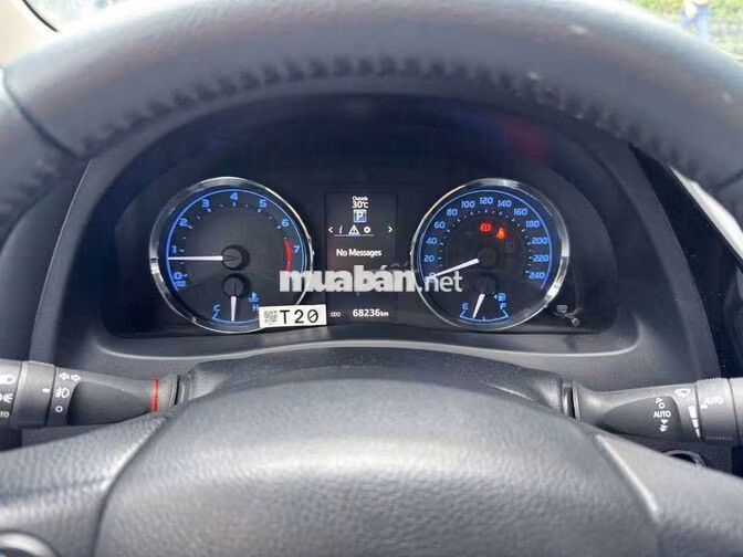 Toyota Altis 1.8G 2021 Trắng 68.000 km