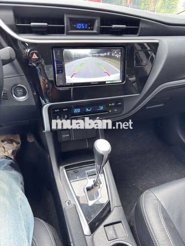 Toyota Altis 1.8G 2021 Trắng 68.000 km