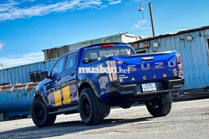 Isuzu D-Max 4x4 Type Z 2021 Xanh Tự động 50000 km