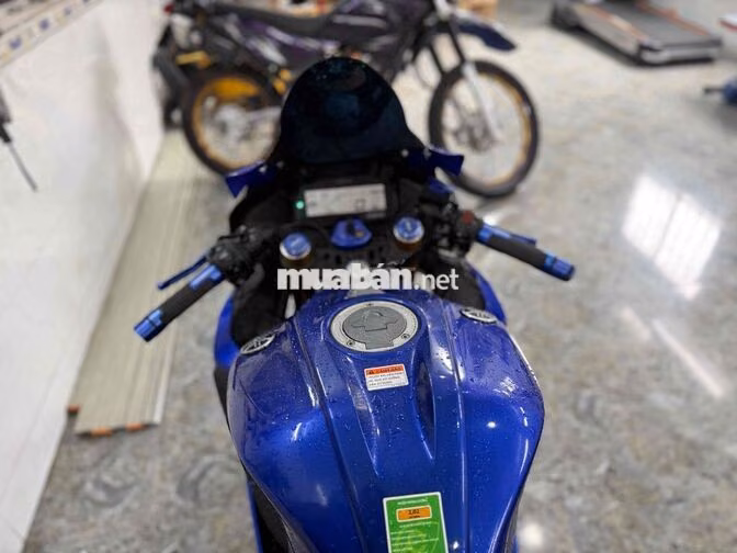 Yamaha R15 V3 2025 Xanh 12.000 km