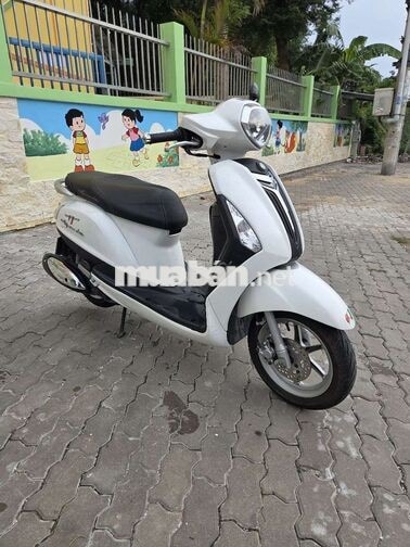 Yamaha Grande Trắng Xăng
