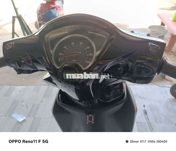 Honda Vision Bạc