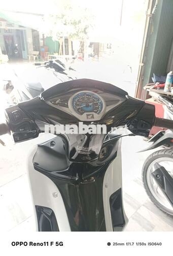 Honda Future Fi 2014 Trắng Xăng
