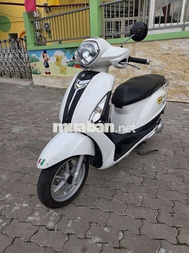 Yamaha Grande Trắng Xăng