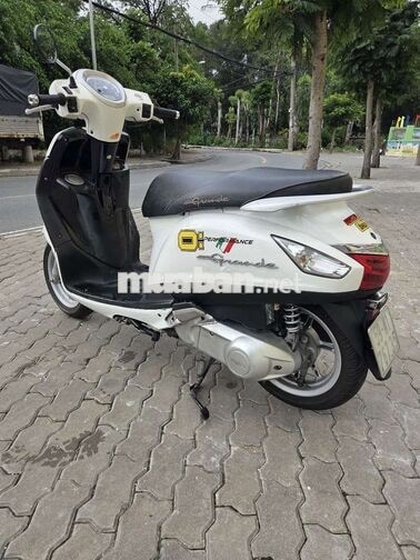 Yamaha Grande Trắng Xăng