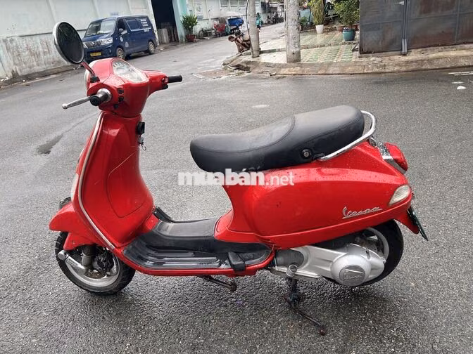 Piaggio Vespa LX 125 Đỏ Biển Số TP