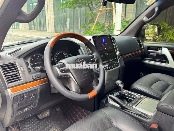 Landcruiser 2016 độ body Trung đông cực đẹp