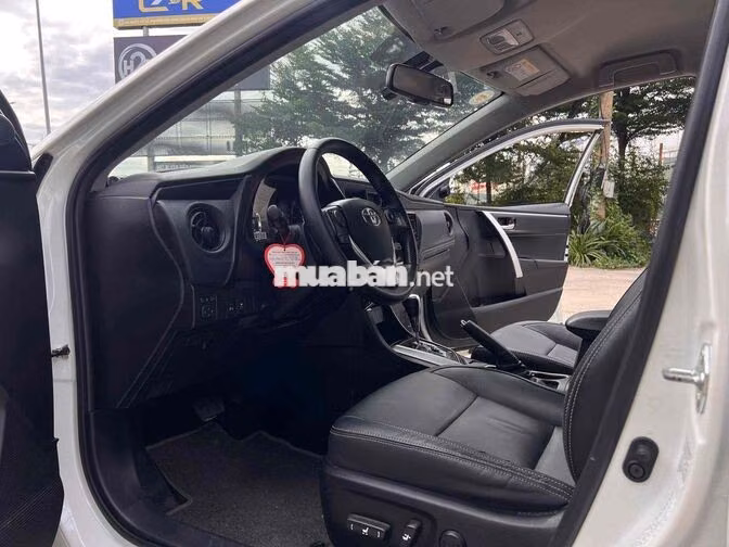 Toyota Altis 1.8G 2021 Trắng 86.000 km