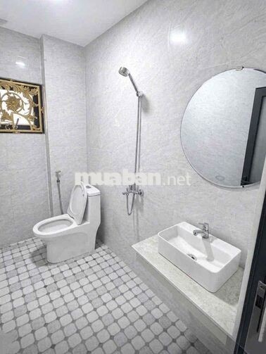 Chính chủ cần cho thuê MB Quốc lộ 13 cũ