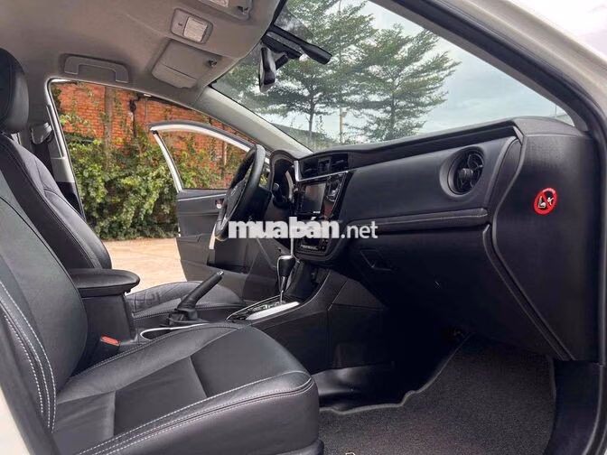 Toyota Altis 1.8G 2021 Trắng 86.000 km