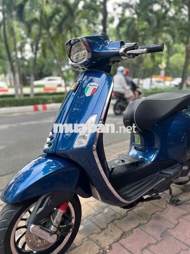 Piaggio Vespa 2022 ABS Xanh