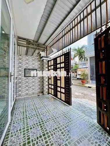 Nhà mới 2pn 2 máy lạnh KDC Quân Báo