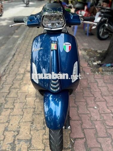 Piaggio Vespa 2022 ABS Xanh