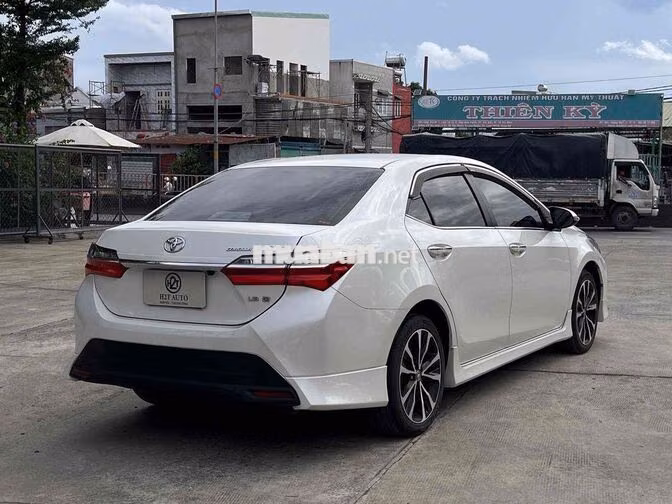 Toyota Altis 1.8G 2021 Trắng 86.000 km