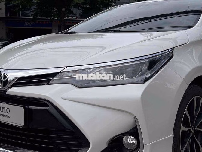 Toyota Altis 1.8G 2021 Trắng 86.000 km