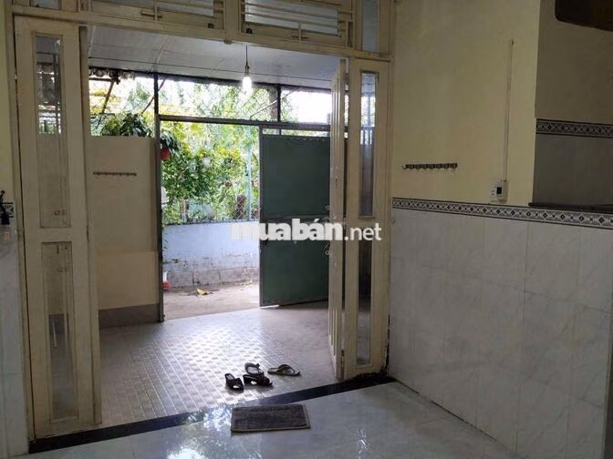 **Cho thuê nhà 2PN 2WC, HXH Lê Đức Thọ, Gò Vấp, giá 7 triệu/tháng**
