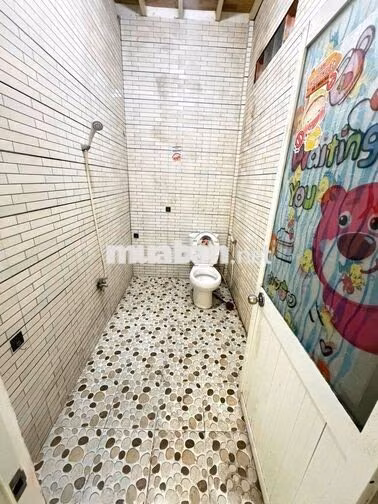 🌈🌈Nhà mặt tiền ngang 9m giá 14tr/tháng ( Thuận tiện kinh doanh )  Cho
