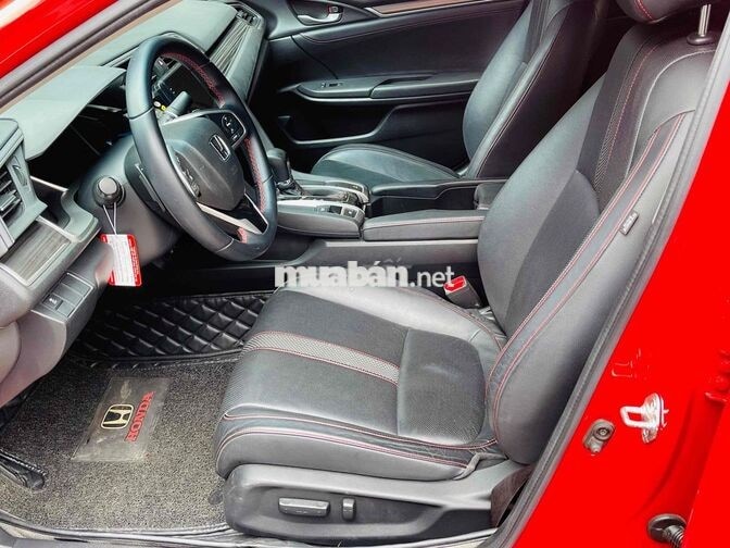 Civic RS 1.5tubor full hãng 40,000km cực đẹp.