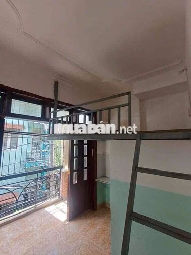 PHÒNG TRỌ BAN CÔNG GIÁ RẺ ĐƯỜNG SỐ 20