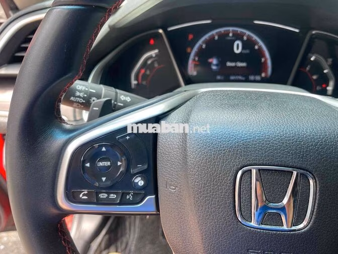 Civic RS 1.5tubor full hãng 40,000km cực đẹp.