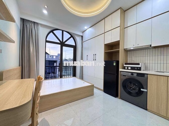 Studio Ban công 28m2 | Emart Phan Huy Ích | Full nội thất, thang máy