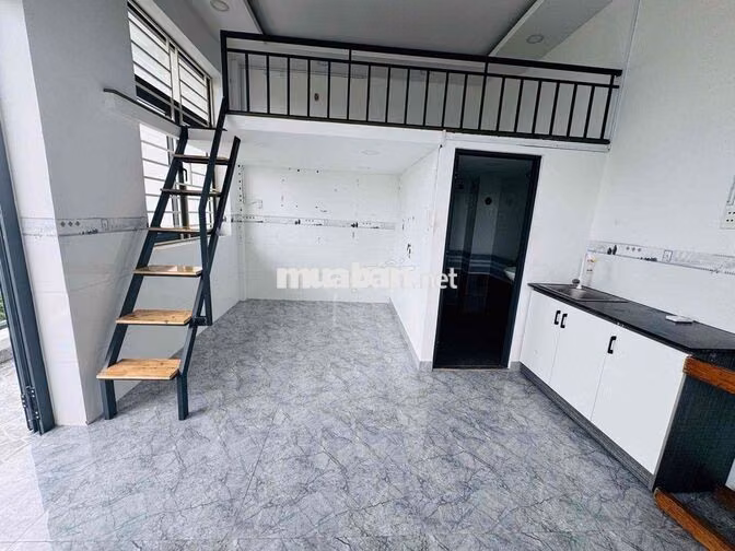 PHÒNG TRỌ BAN CÔNG GIÁ RẺ ĐƯỜNG DƯƠNG QUẢNG HÀM NGAY TRUNG TÂM GÒ VẤP