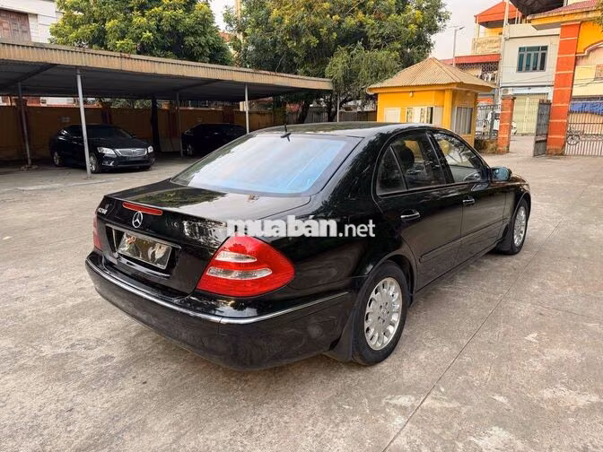 Mercedes-Benz E240 AT 2004 Đẹp miễn chê