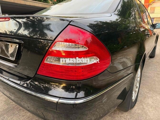 Mercedes-Benz E240 AT 2004 Đẹp miễn chê