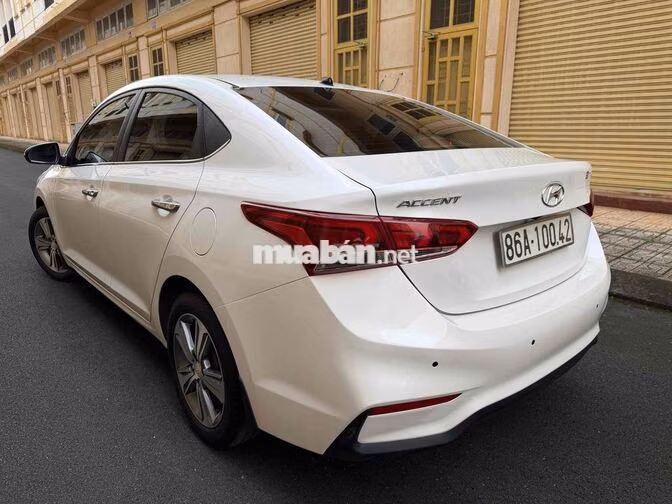 Hyundai Accent ATH 2019 Số tự động Trắng
