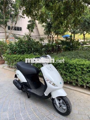 Piaggio Zip100 việt nam màu trắng thời trang