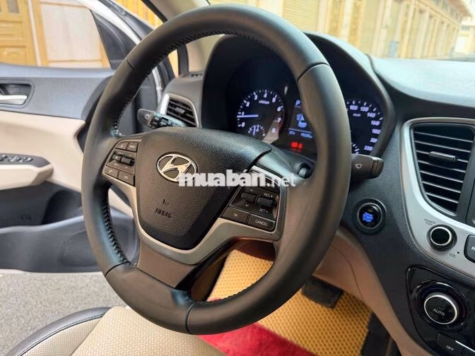 Hyundai Accent ATH 2019 Số tự động Trắng