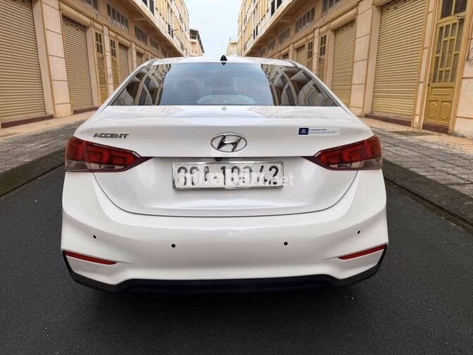 Hyundai Accent ATH 2019 Số tự động Trắng