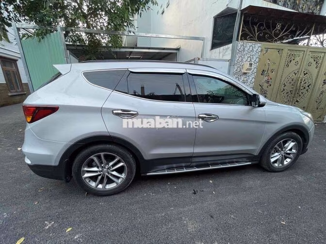 Hyundai Santa Fe 2016 Full Tự động Dầu ngay chủ