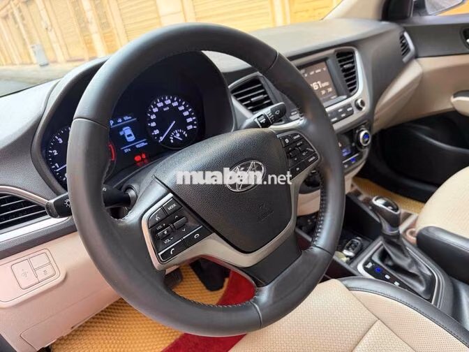 Hyundai Accent ATH 2019 Số tự động Trắng